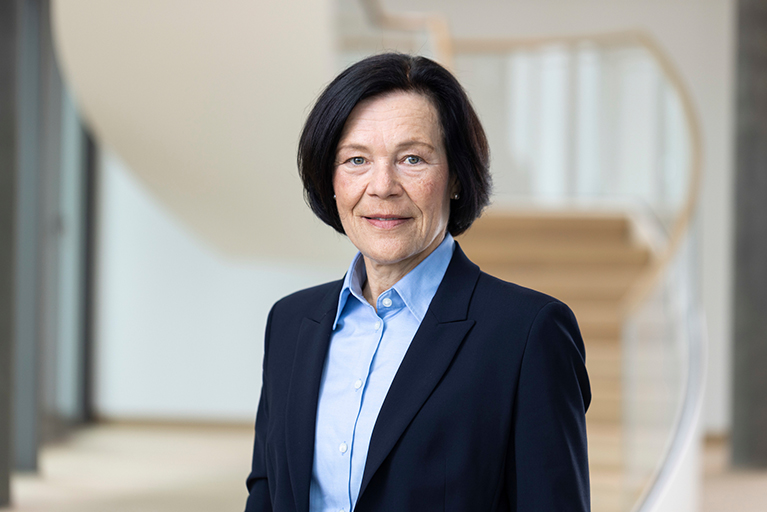 Portrait von Marion Spielmann, Vorstandsmitglied der Deka Gruppe